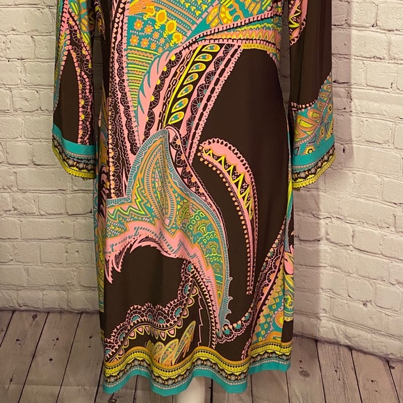 Ladies BEIGE by ECI Dress - Picture 3 of 3